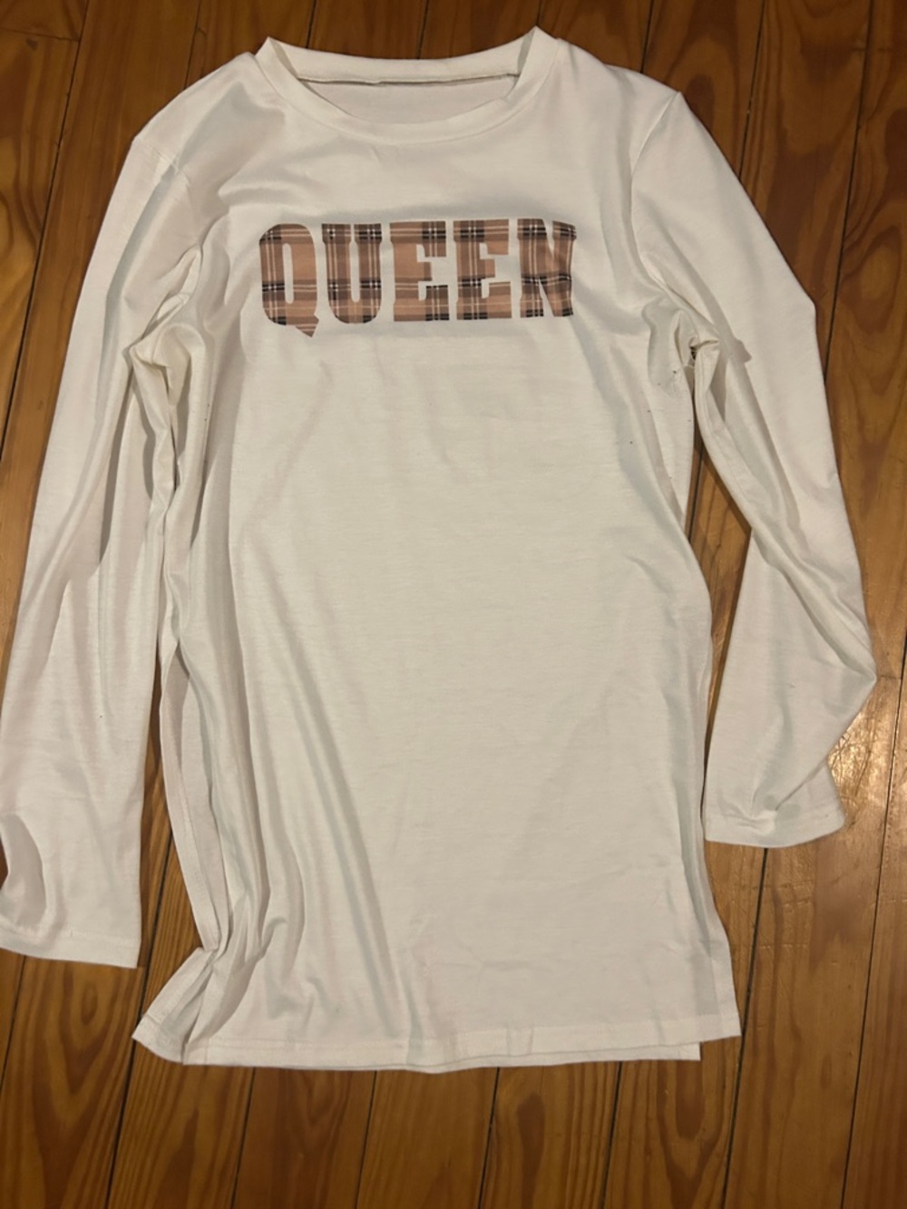 Amazon White Long Sleeve Tee with Plaid "QUEEN" Graphic